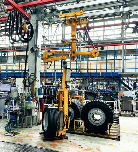Streamline HCV Tyre Handling With Industrial Manipulators